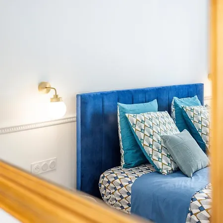 Renting - France - Luxury Palace Jacuzzi - Few Meters From Sea Apartment *