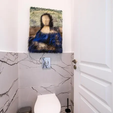 Apartment Renting - France - Luxury Palace Jacuzzi - Few Meters From Sea *