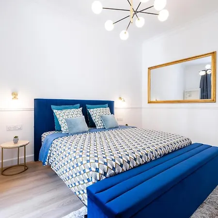 Apartment Renting - France - Luxury Palace Jacuzzi - Few Meters From Sea Nice